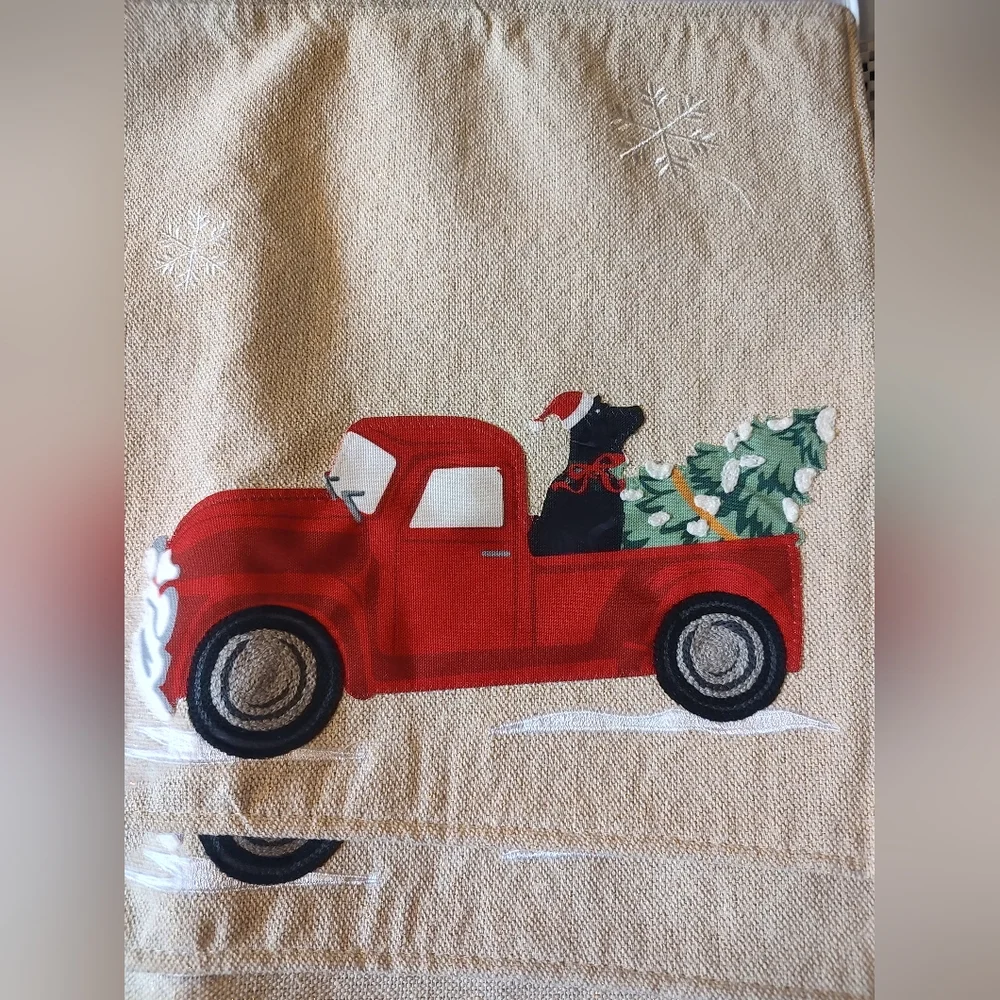 Cloth Place Mats 4pcs Red Truck Christmas Tree 18x13